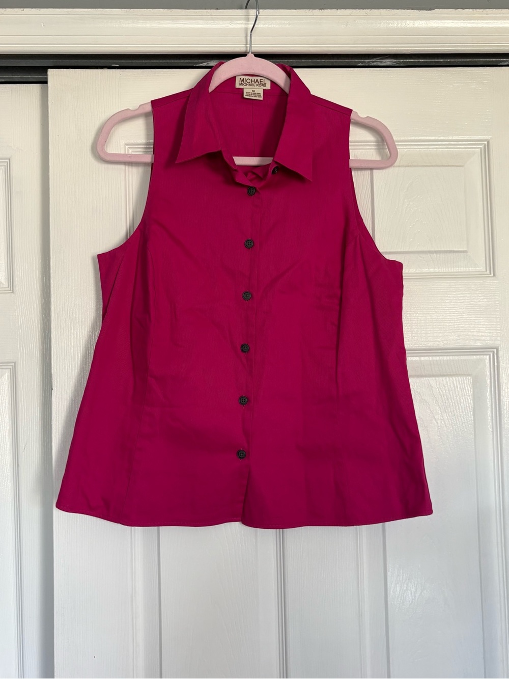 Michael Michael Kors Sleeveless Button-Down Shirt in Fuchsia Pink